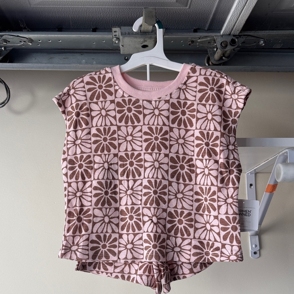 NWT size 4T set Pink and Brown Floral Knit Top